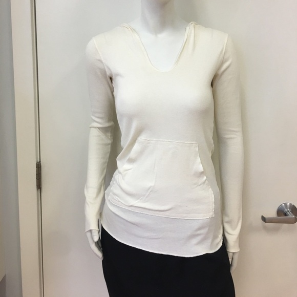 Sweaters - WHITE LS pull over SWEATSHIRT M